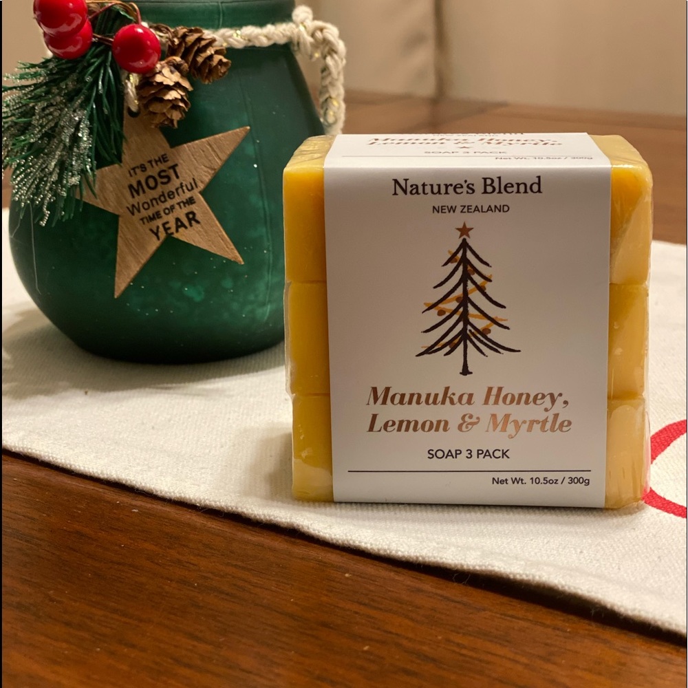 Nature's Blend Manuka Honey, Lemon & Myrtle Soap